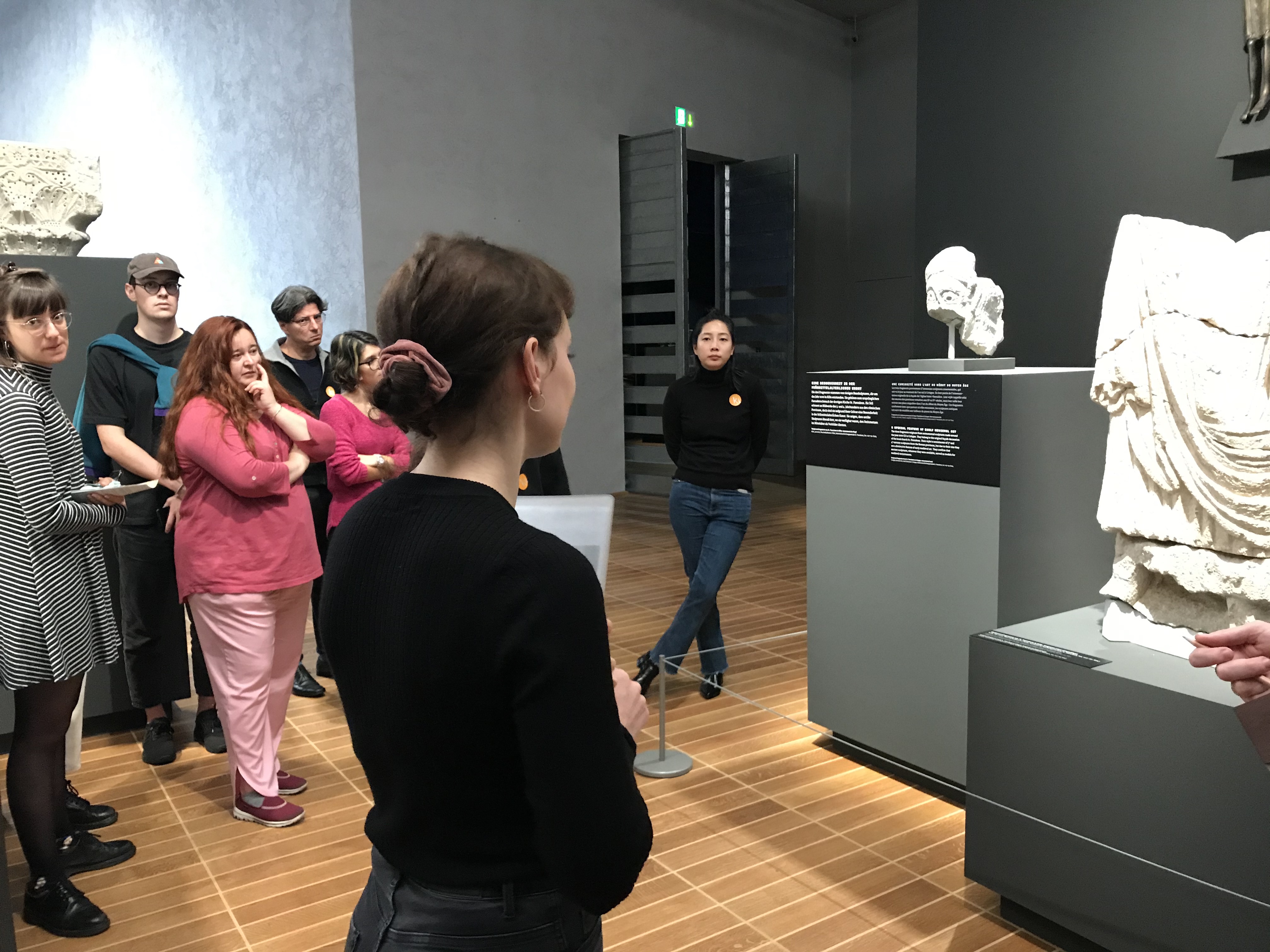 Ein Rundgang zum Thema "Inventarisation" mit Sabrina Schmid in der Ausstellung "Gold und Ruhm" im Kunstmuseum Basel