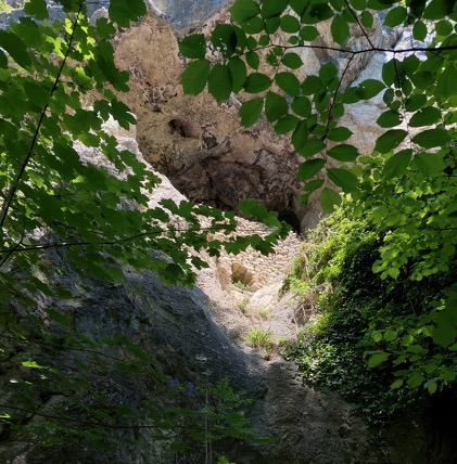 Luegsteinhöhle in Oberaudorf, eine Höhlenburg im bayrischen Inntal